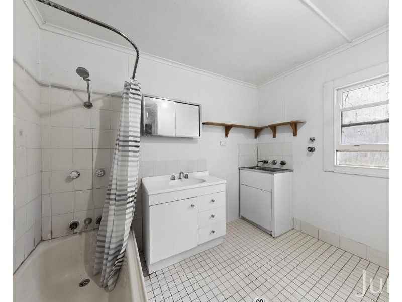 101 New England Highway, Greta NSW 2334