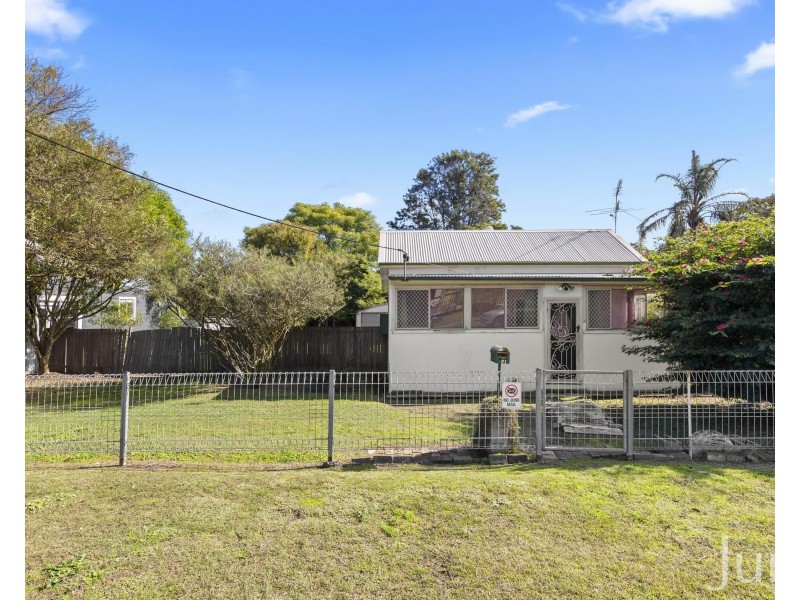 3 John Street, Abermain NSW 2326