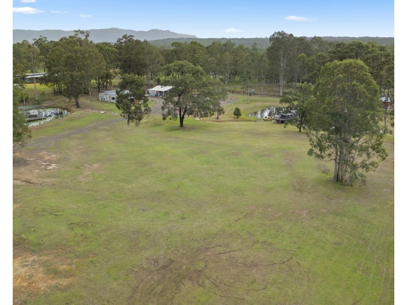 1542 Wine Country Drive, North Rothbury NSW 2335