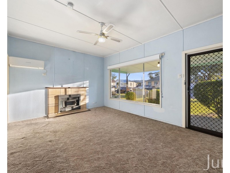 9 Barrett Avenue, Cessnock NSW 2325