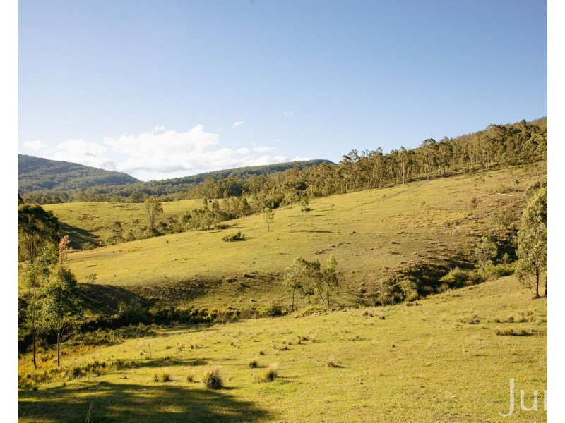 60 Blue Bonnet Road, Lambs Valley NSW 2335