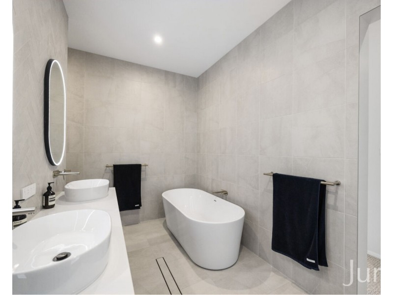 22 Liquid Amber Access, Pokolbin NSW 2320