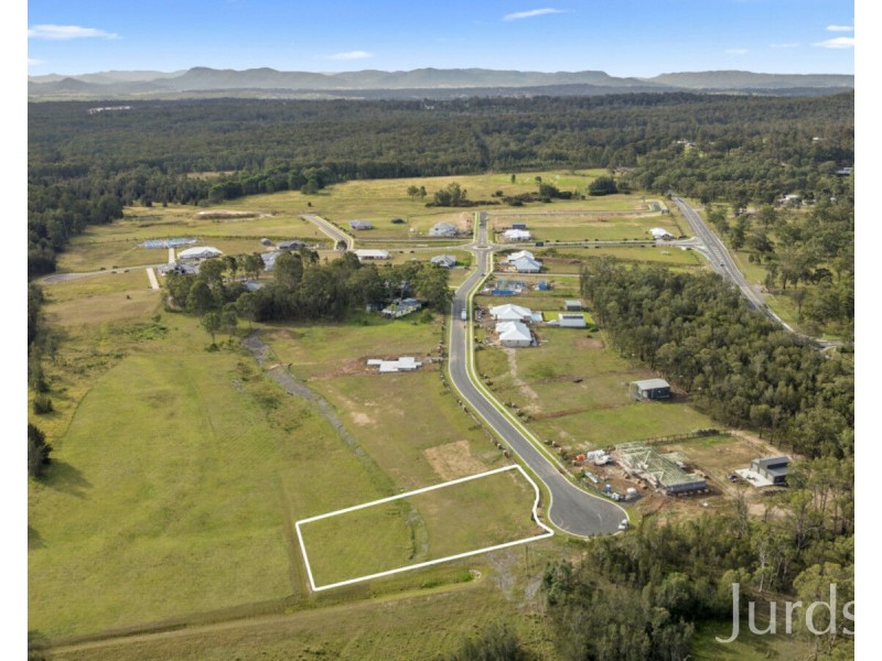 60 Crown Line Drive, Rothbury NSW 2320
