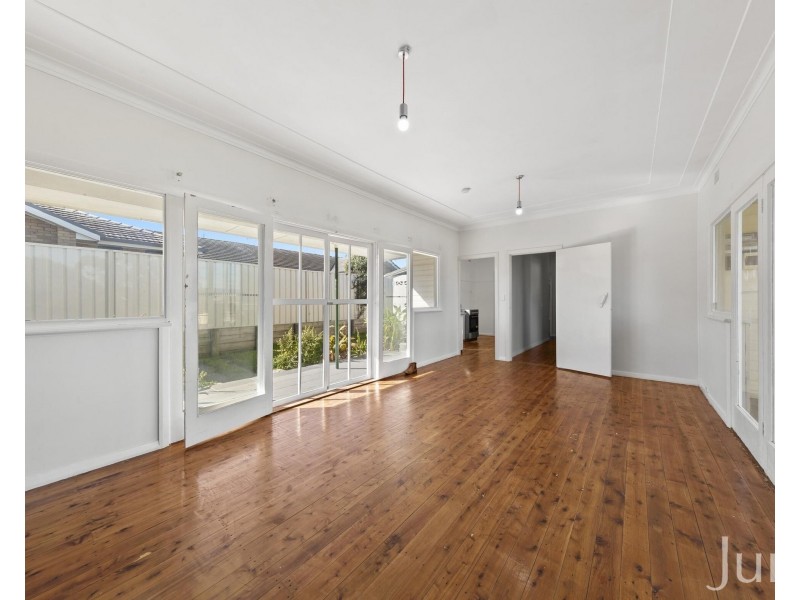 28 Mills Crescent, Cessnock NSW 2325