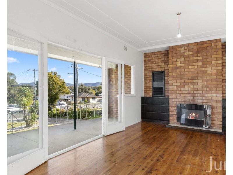 28 Mills Crescent, Cessnock NSW 2325