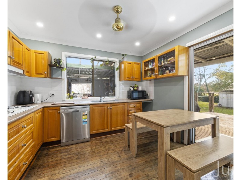 32 Mount View Road, Cessnock NSW 2325