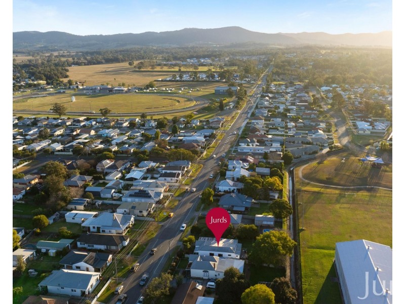 32 Mount View Road, Cessnock NSW 2325