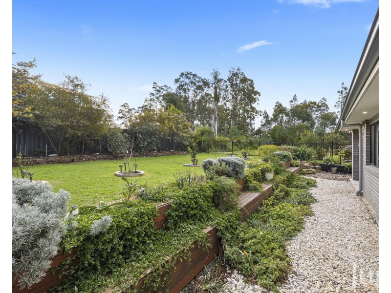 9 Carnoustie Close, Cessnock NSW 2325