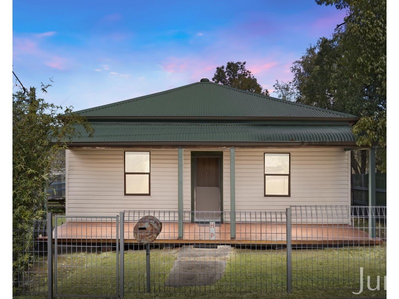 124 Cessnock Road, Neath NSW 2326