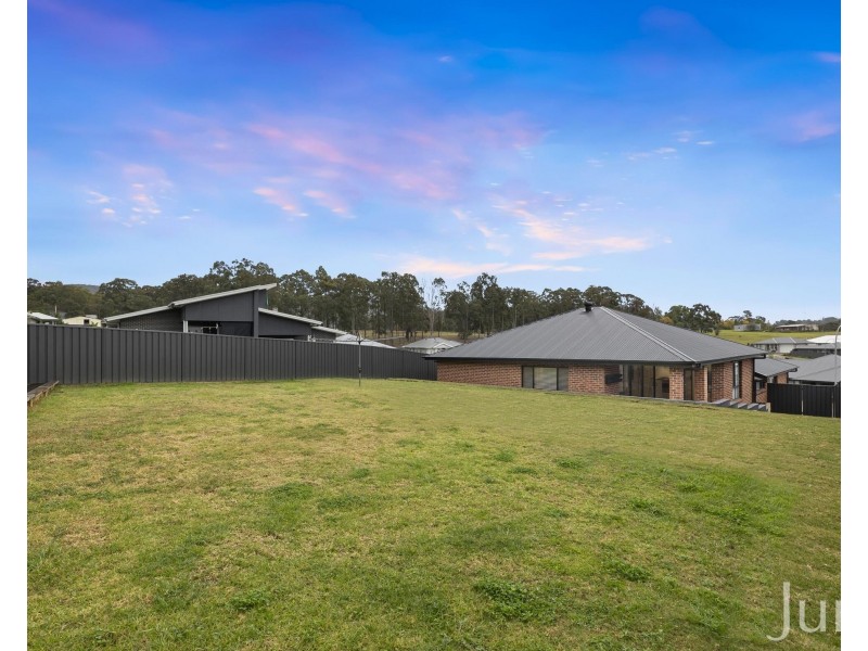 4 Waterfort Close, Bellbird NSW 2325