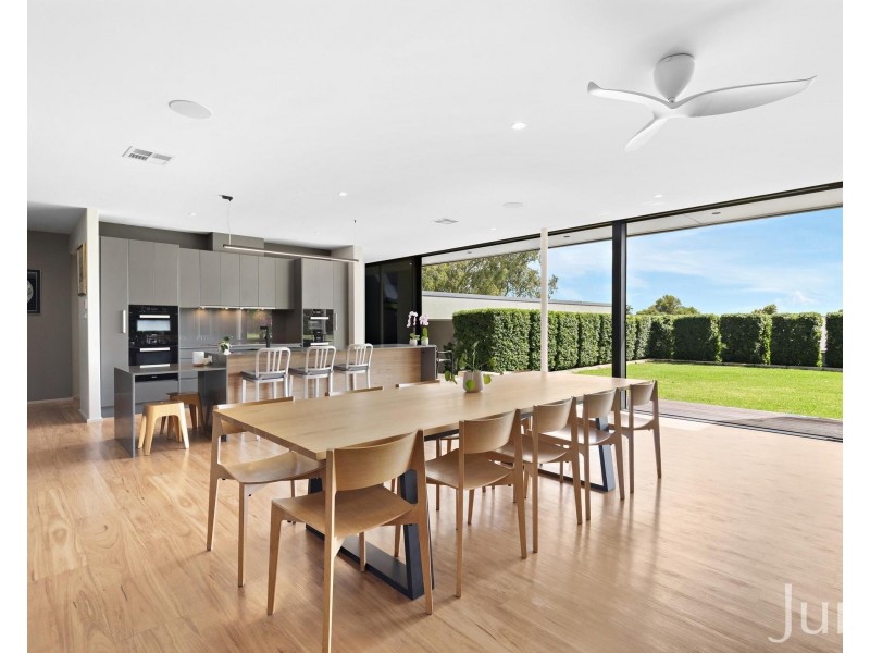30 Paperbark Drive, Pokolbin NSW 2320