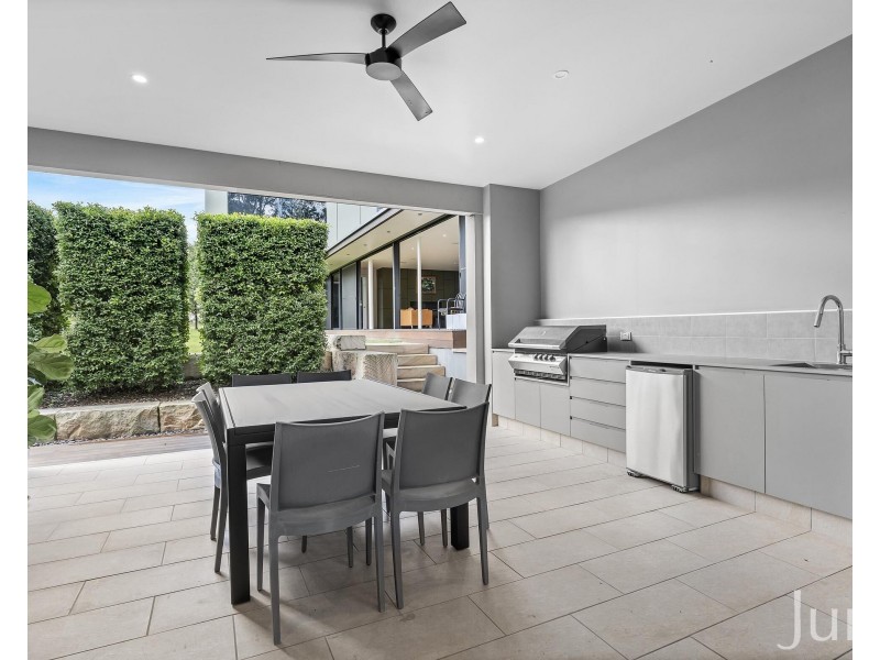 30 Paperbark Drive, Pokolbin NSW 2320