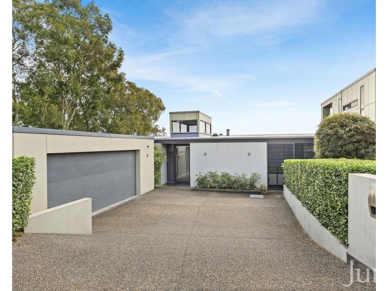 30 Paperbark Drive, Pokolbin NSW 2320