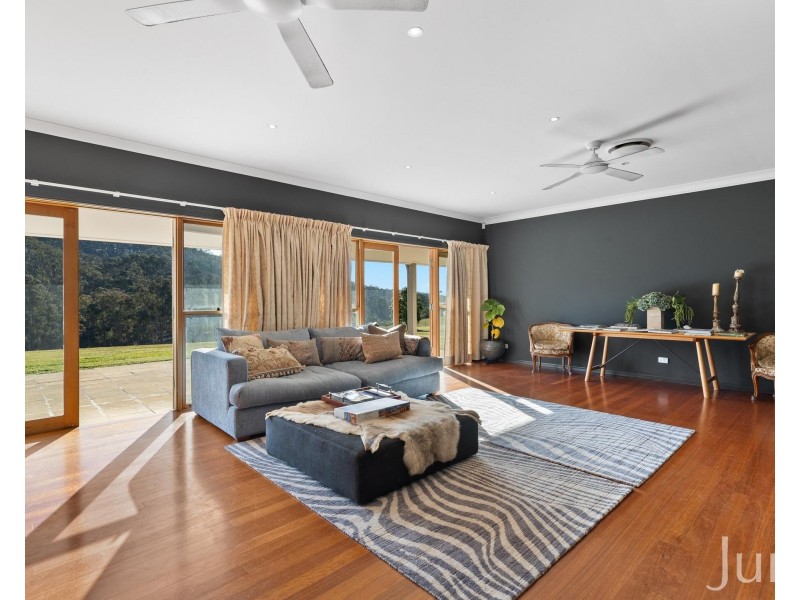 141 Camp Road, Lovedale NSW 2325