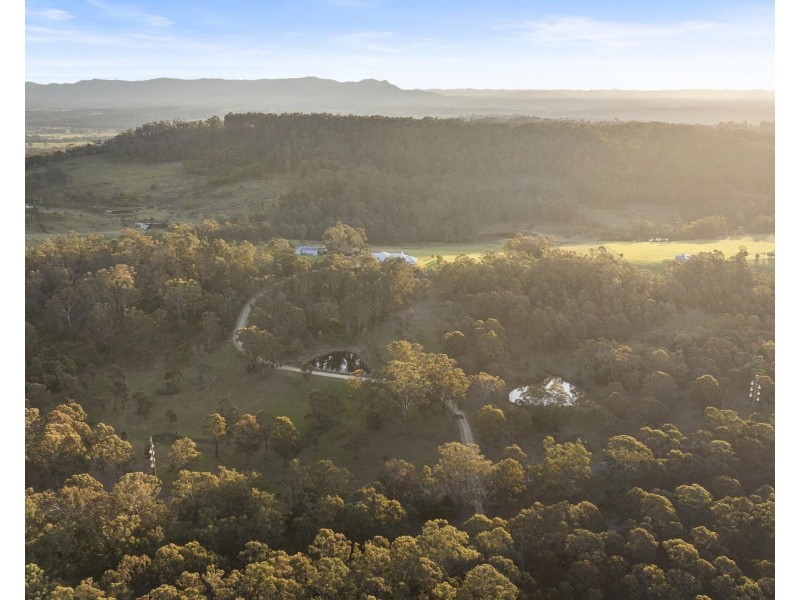 141 Camp Road, Lovedale NSW 2325