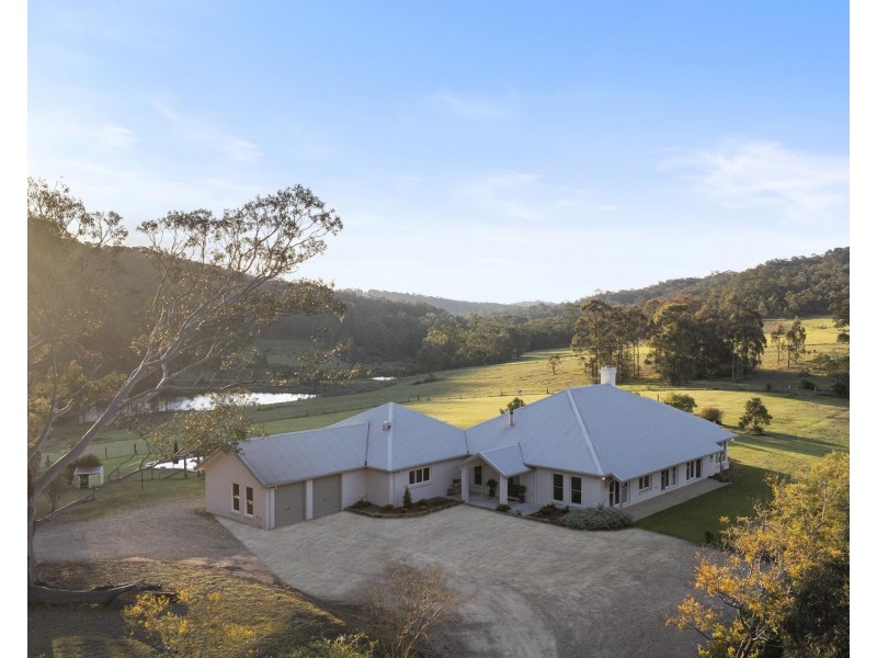141 Camp Road, Lovedale NSW 2325
