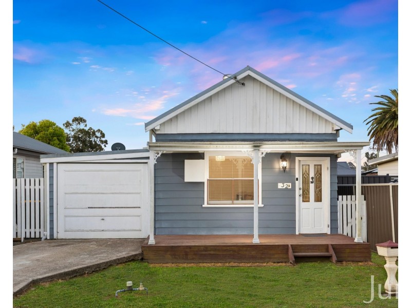 32A Jeffries Street, Cessnock NSW 2325