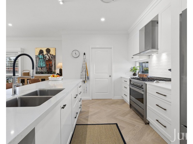 26 Paperbark Drive, Pokolbin NSW 2320