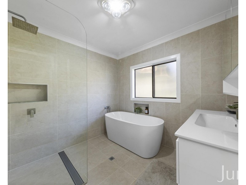 20 Stirling Street, Abernethy NSW 2325
