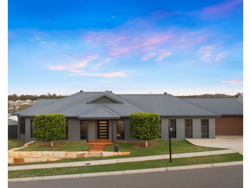 8 Ellerton Avenue, North Rothbury NSW 2335