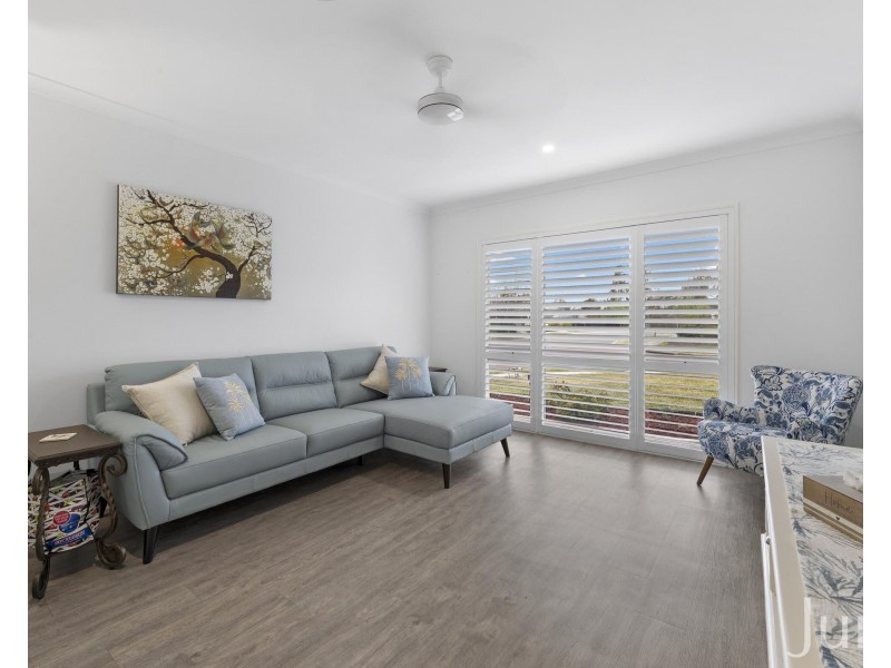 4 Rampling Avenue, North Rothbury NSW 2335