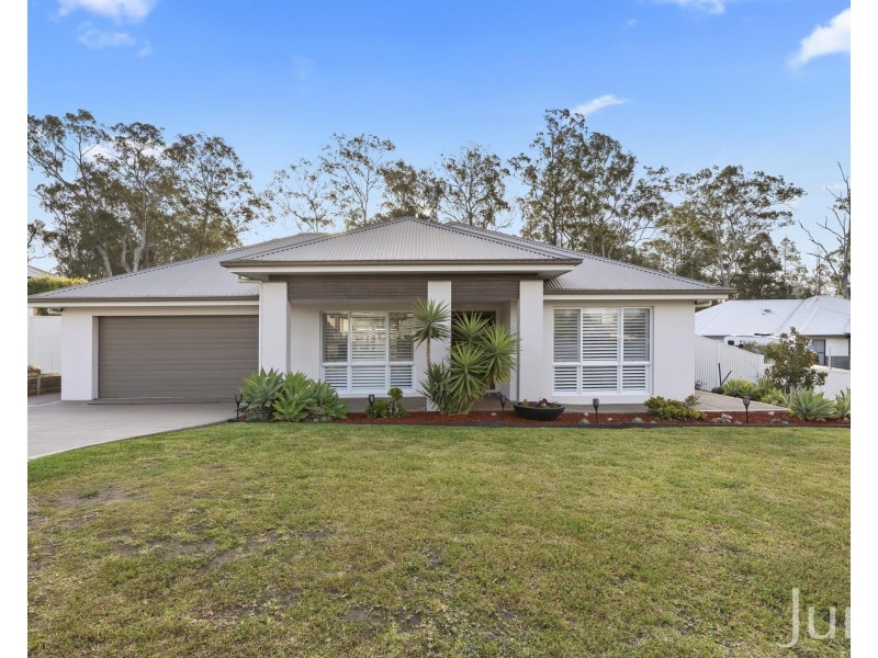 4 Rampling Avenue, North Rothbury NSW 2335