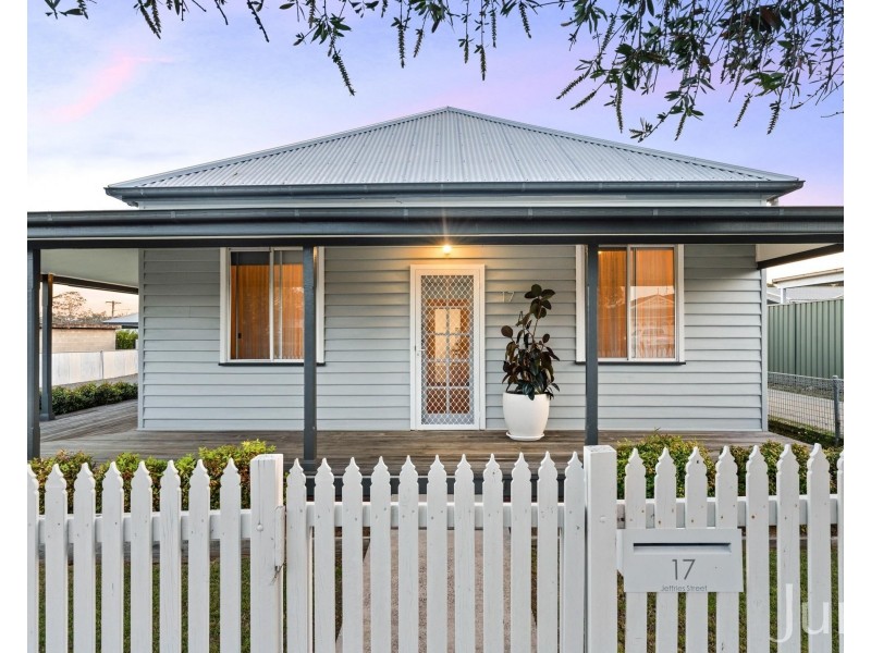 17 Jeffries Street, Cessnock NSW 2325