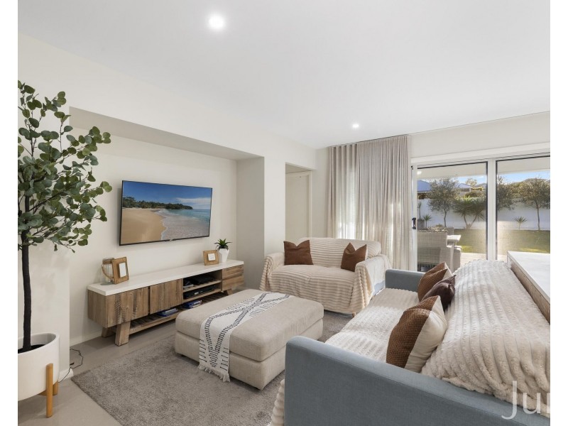 43 Tooze Circuit, North Rothbury NSW 2335