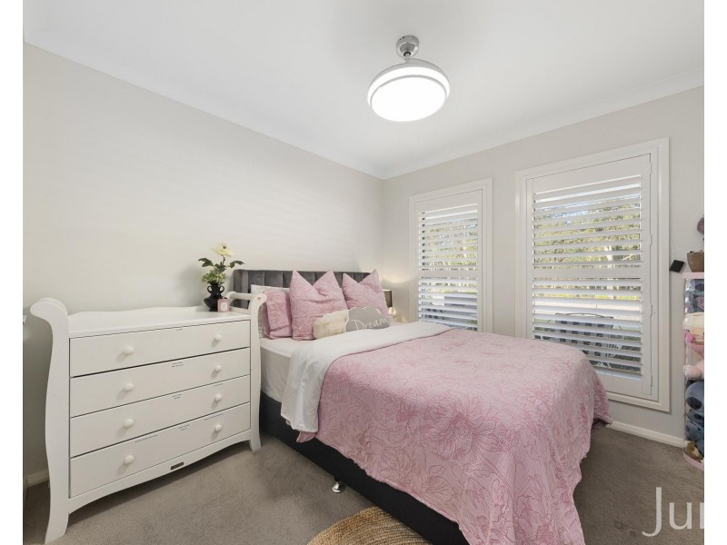 43 Tooze Circuit, North Rothbury NSW 2335