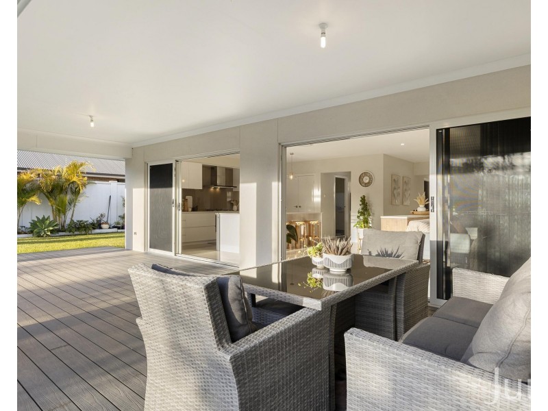 43 Tooze Circuit, North Rothbury NSW 2335