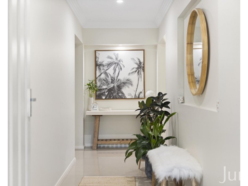 43 Tooze Circuit, North Rothbury NSW 2335