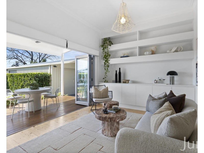 14 Love Street, Cessnock NSW 2325