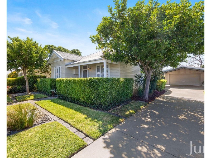 14 Love Street, Cessnock NSW 2325