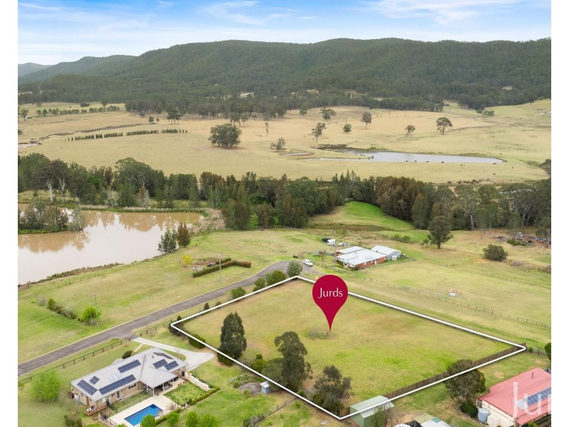 4 Second Avenue, Millfield NSW 2325