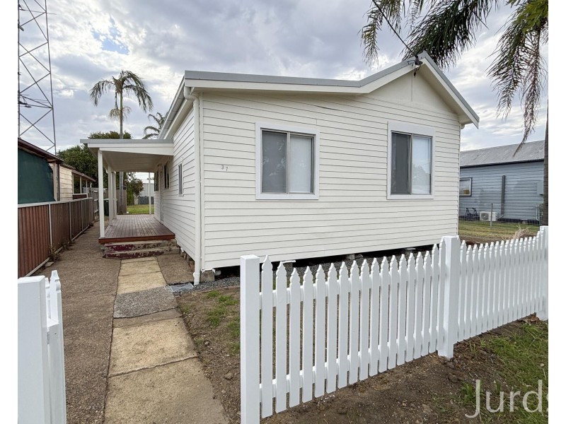 37 Anstey Street, Cessnock NSW 2325