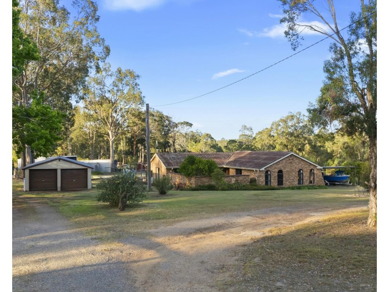 139 Lake Road, Elrington NSW 2325