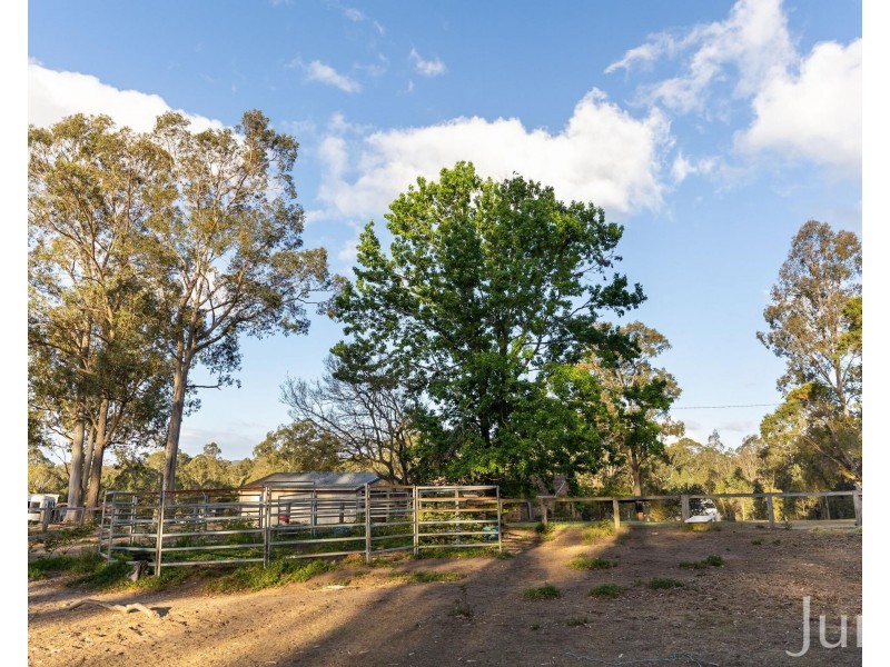 139 Lake Road, Elrington NSW 2325
