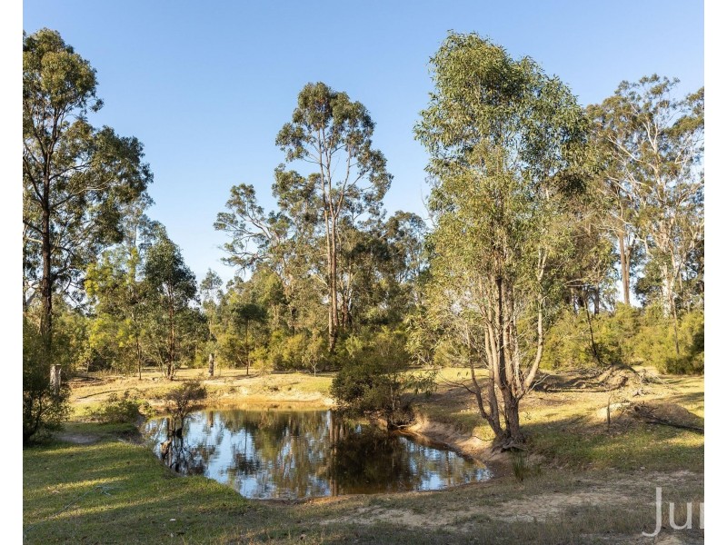139 Lake Road, Elrington NSW 2325