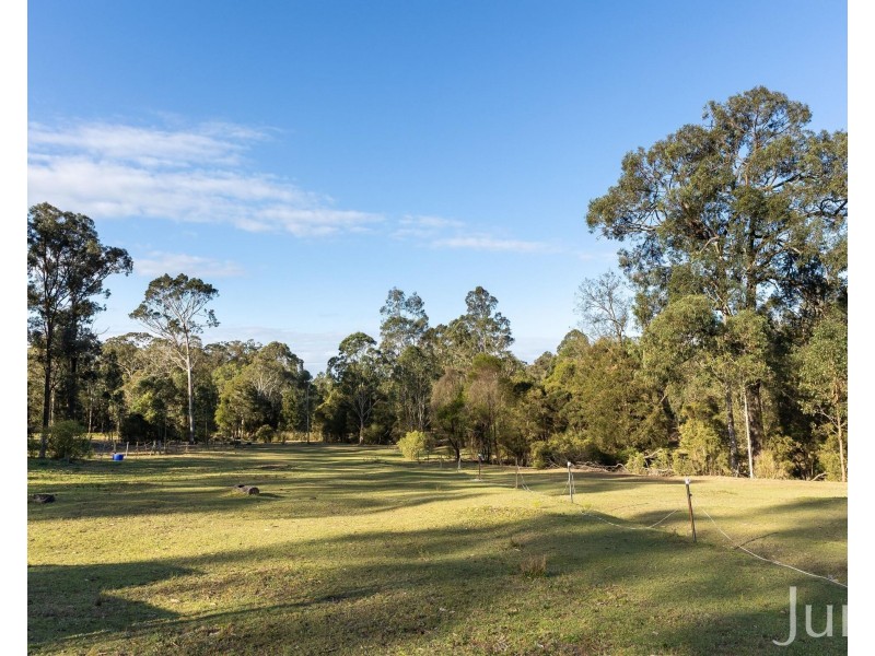 139 Lake Road, Elrington NSW 2325