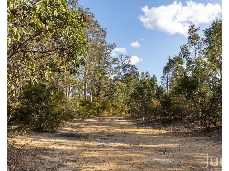 139 Lake Road, Elrington NSW 2325
