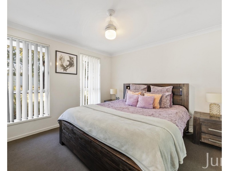 33 Zinfandel Circuit, Cessnock NSW 2325