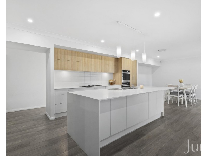 81 Ferry Parade, North Rothbury NSW 2335