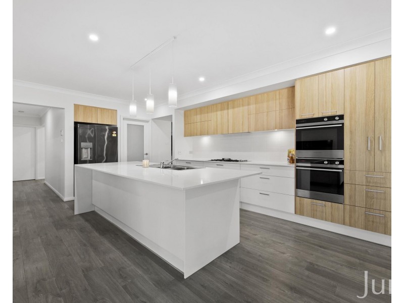 81 Ferry Parade, North Rothbury NSW 2335