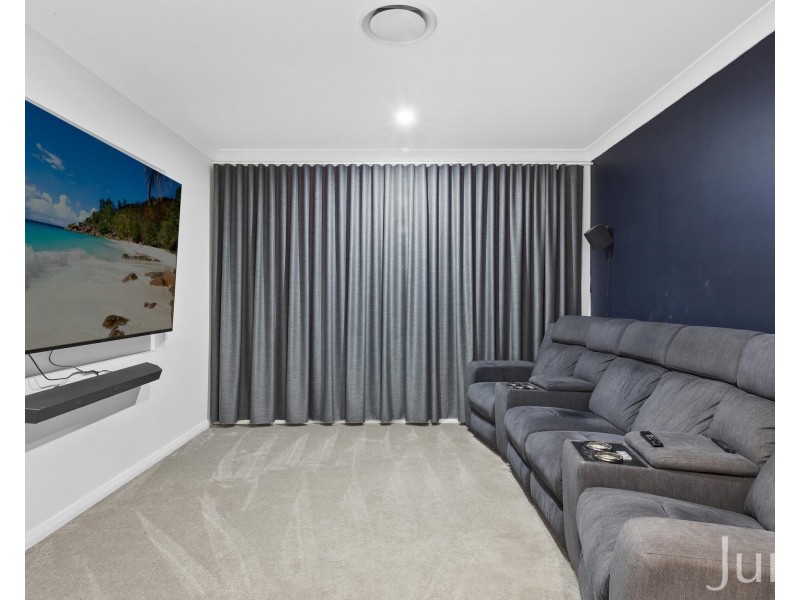 81 Ferry Parade, North Rothbury NSW 2335