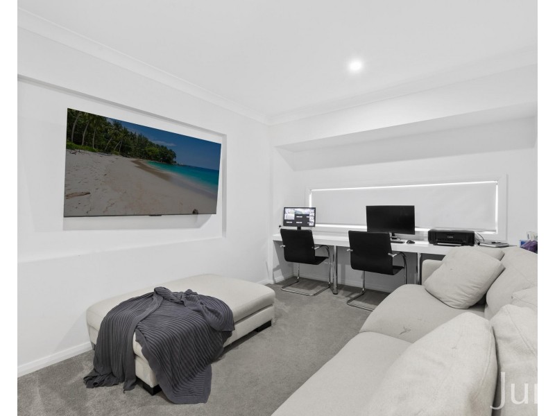 81 Ferry Parade, North Rothbury NSW 2335