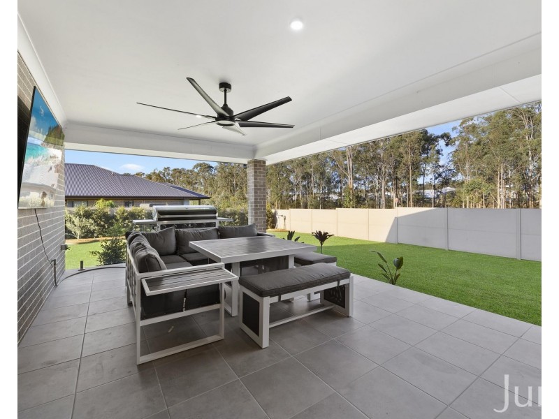 81 Ferry Parade, North Rothbury NSW 2335
