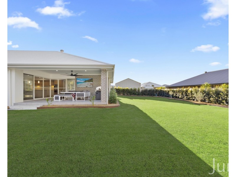 81 Ferry Parade, North Rothbury NSW 2335