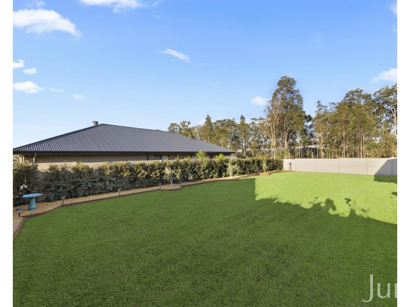 81 Ferry Parade, North Rothbury NSW 2335