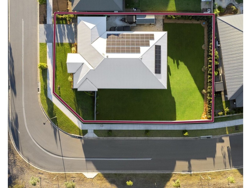 81 Ferry Parade, North Rothbury NSW 2335