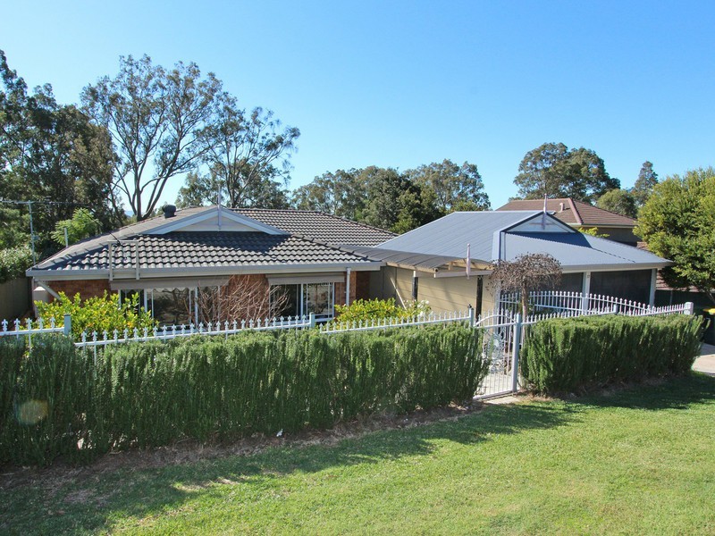 37 Mitchell Street, North Rothbury NSW 2335